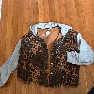 ODDY Leopard Print Jean Jacket with Gray Sleeves